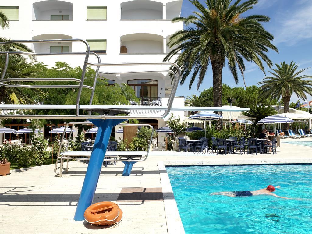 Grand Hotel Don Juan Giulianova Eksteriør bilde