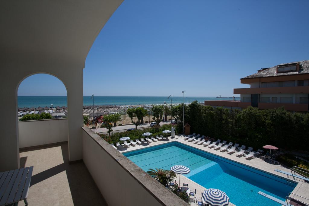 Grand Hotel Don Juan Giulianova Eksteriør bilde