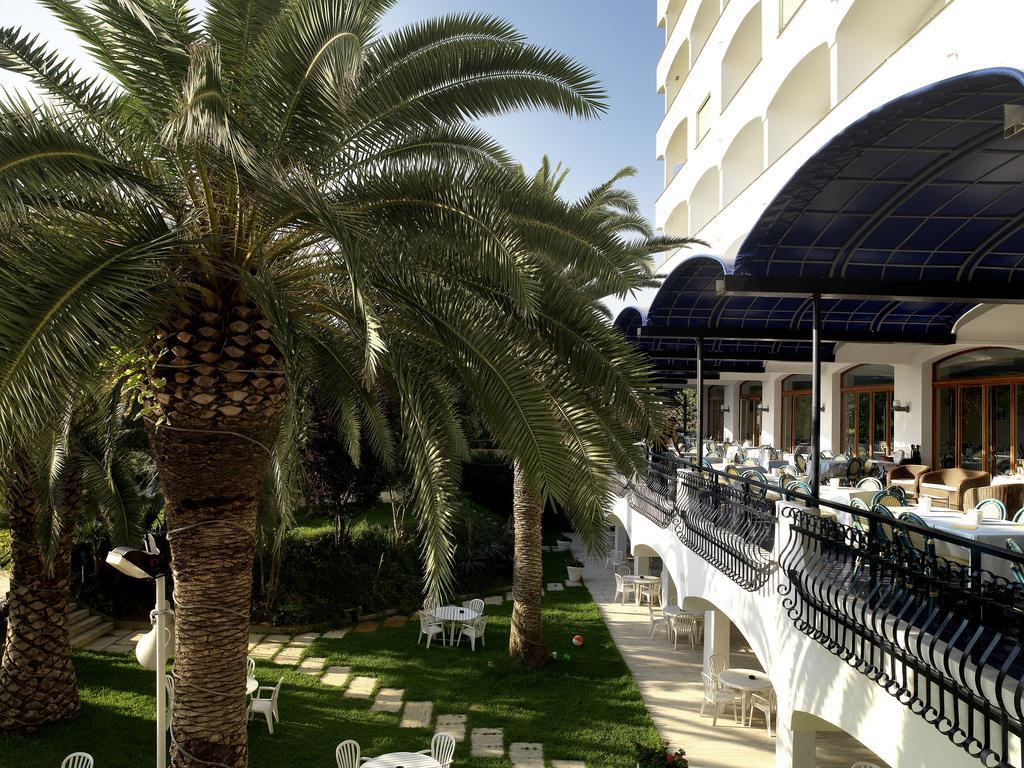 Grand Hotel Don Juan Giulianova Eksteriør bilde