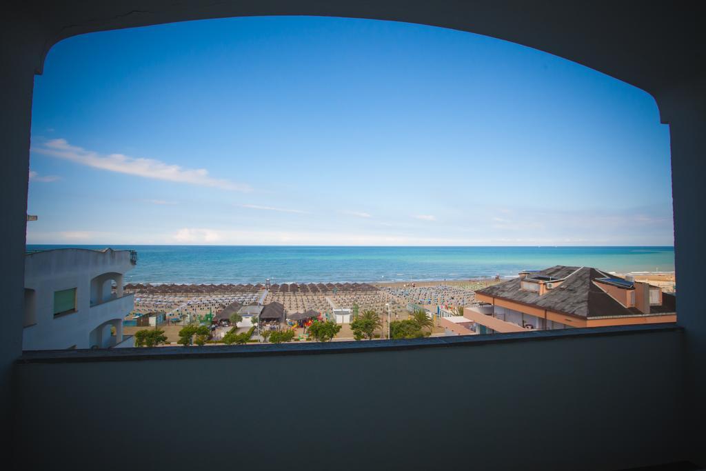 Grand Hotel Don Juan Giulianova Eksteriør bilde