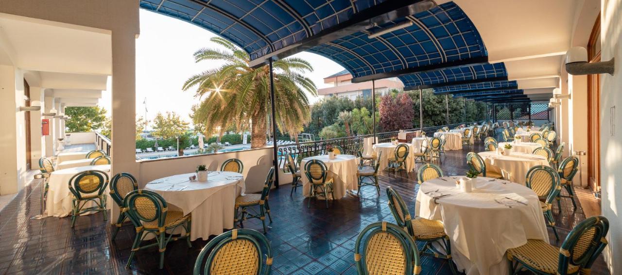 Grand Hotel Don Juan Giulianova Eksteriør bilde