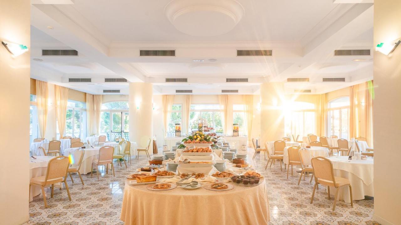 Grand Hotel Don Juan Giulianova Eksteriør bilde