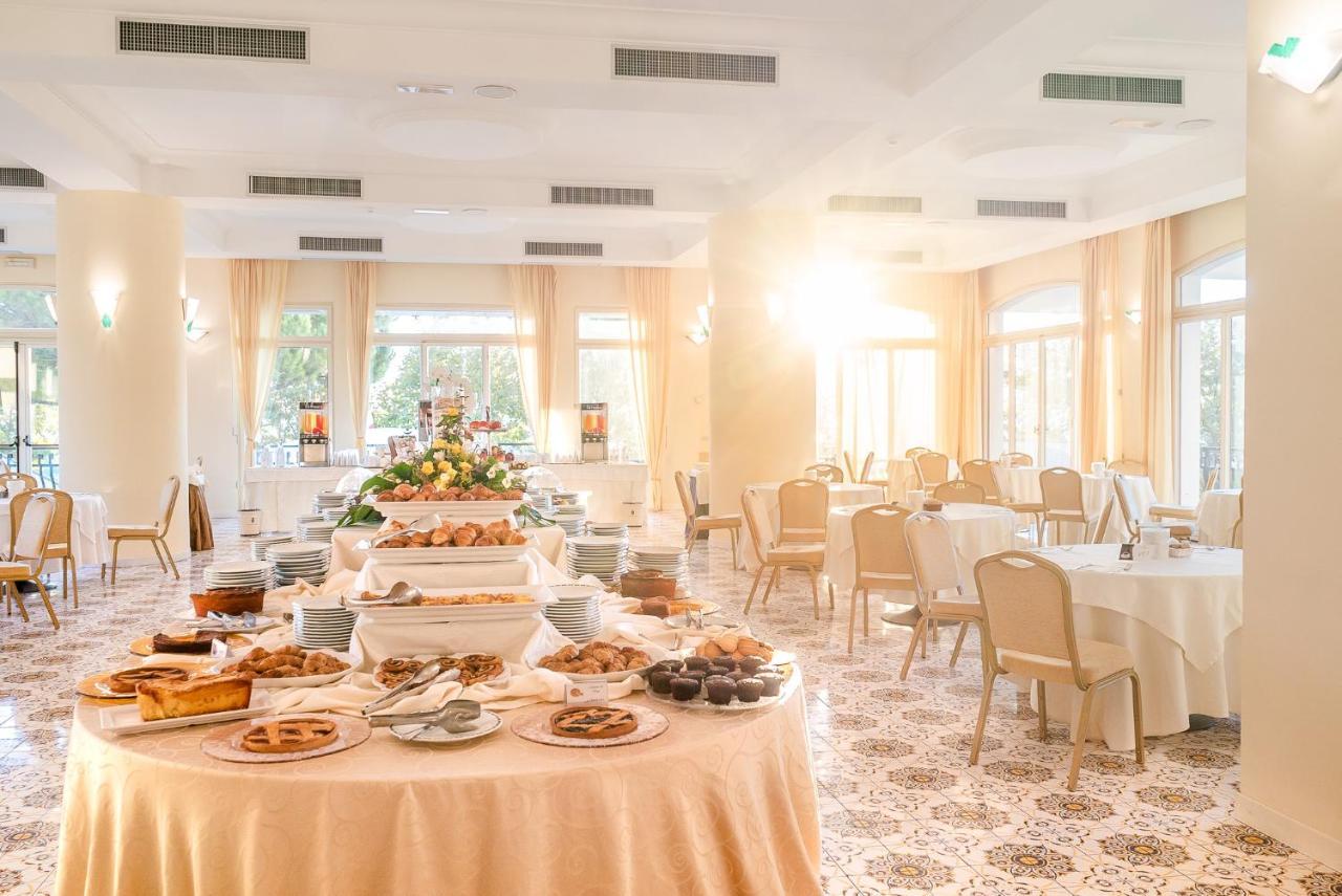 Grand Hotel Don Juan Giulianova Eksteriør bilde